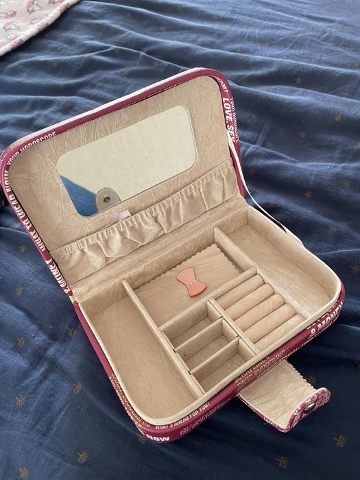 Дорожня шкатулка для прикрас