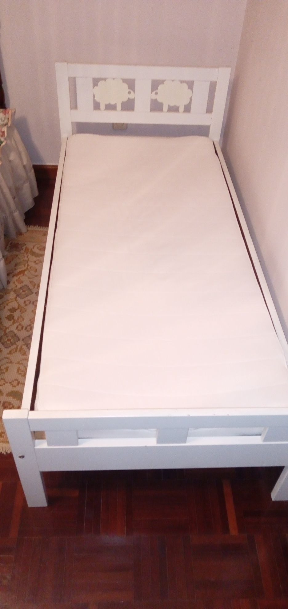 Cama de criança Ikea