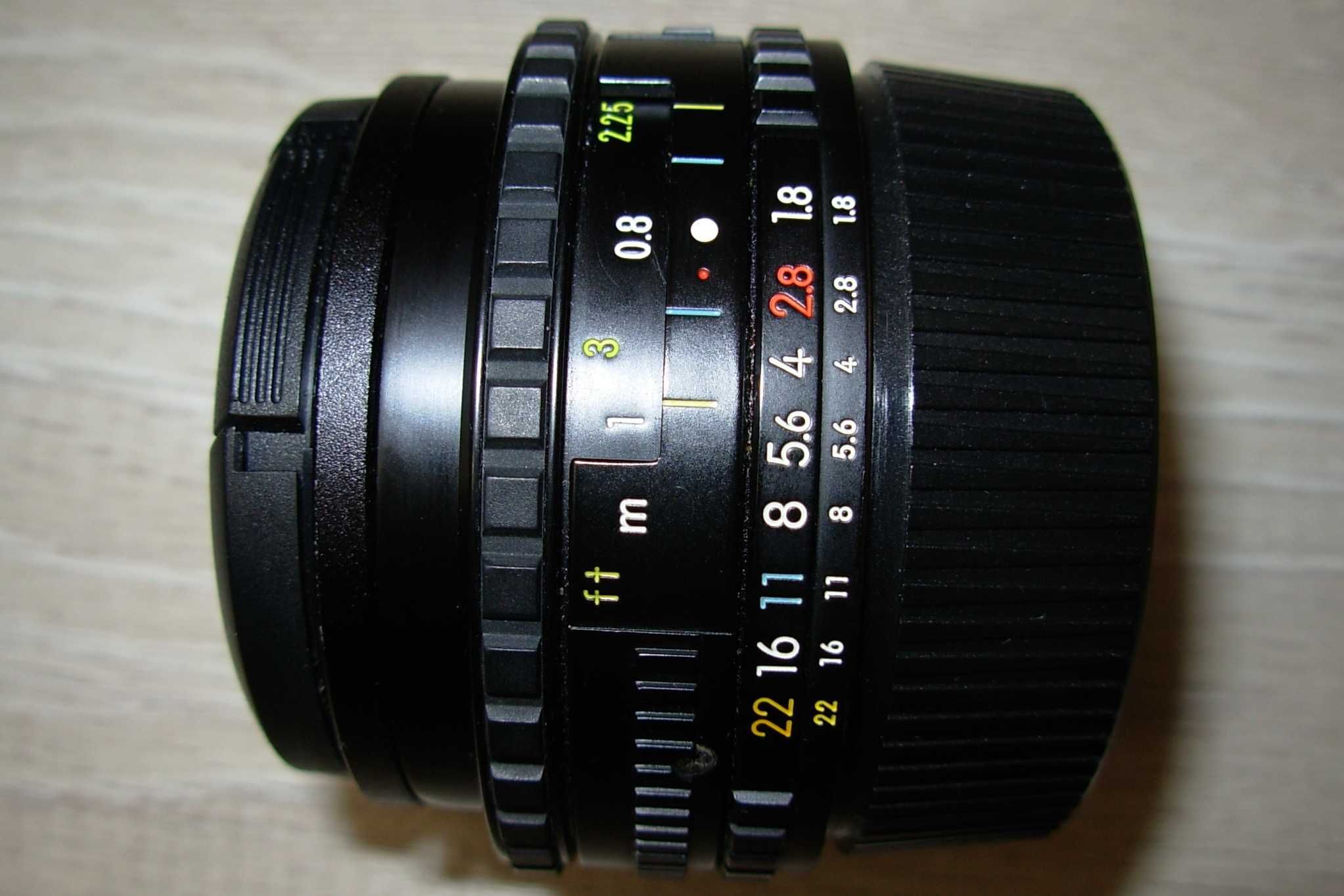 Nikon Series E 50mm f/1.8 мануальный.