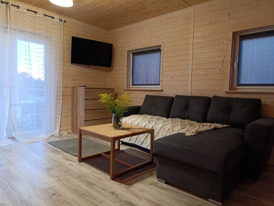 Komfortowy Domek 2 nad jeziorem Dadaj przy plaży z prywatnym pomostem