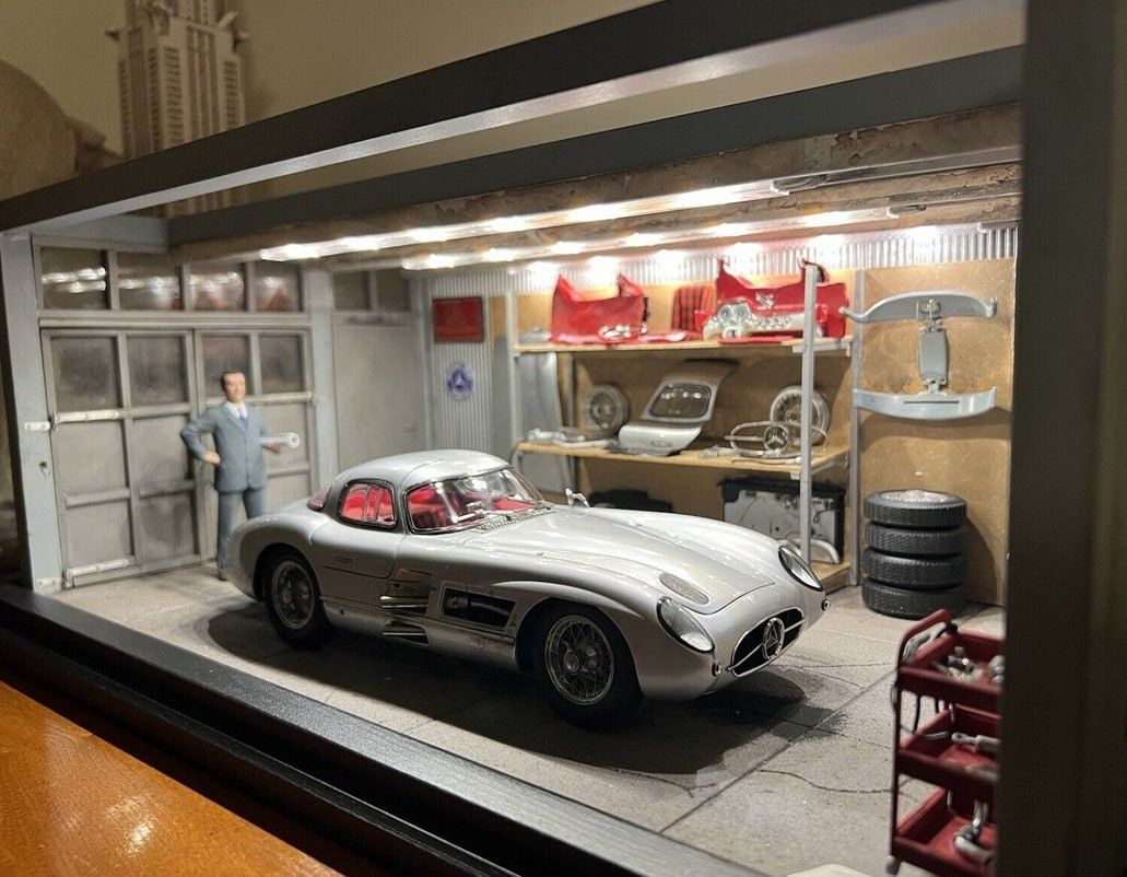 Diorama CMC 1/18 "Rudolf Uhlenhaut" Mercedes-Benz 300 SLR
