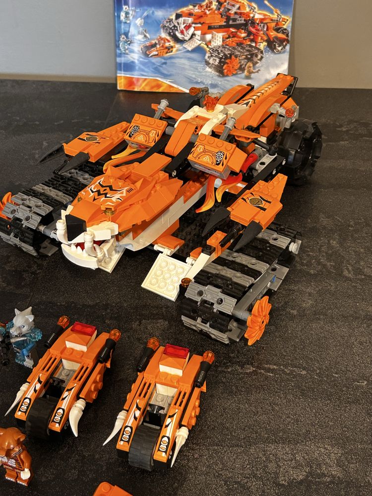 LEGO ® 70224 Legends of Chima  - Lotny oddział Tigera