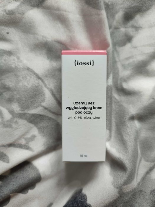 Iossi Czarny Bez Wygładzający krem pod oczy Witamina C róża wino