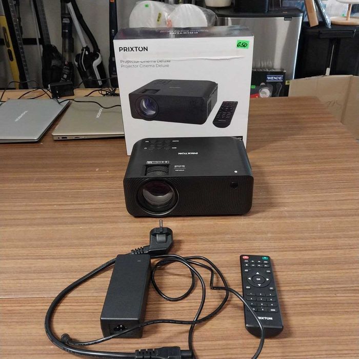 Projektor PRIXTON Cinema Deluxe Czarny