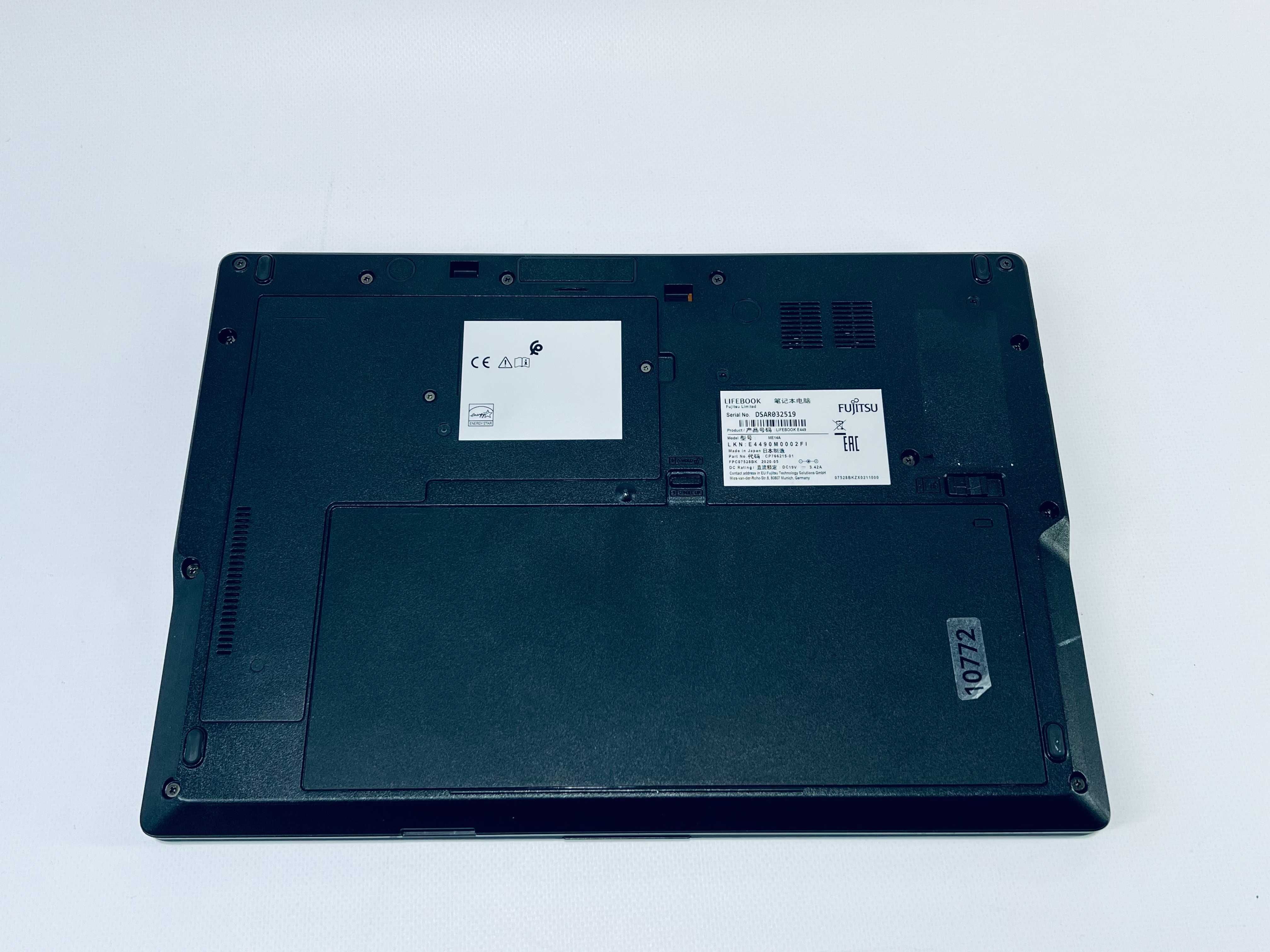 Fujitsu LIFEBOOK E449, i3-7020U, 8gb, SSD 256, 14 TN / Win10