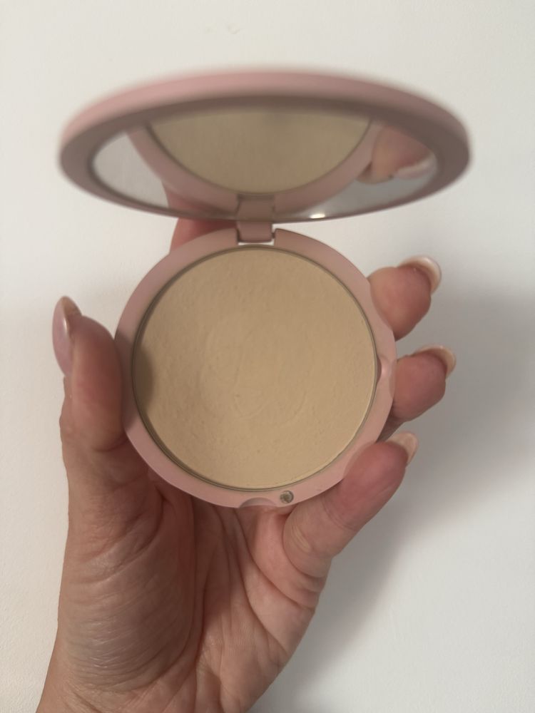 Podkład Anabelle Minerals