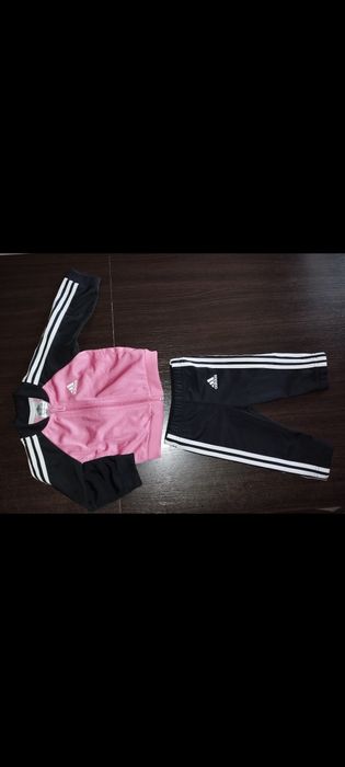 Dres dresik adidas dla dziewczynki 3-6 miesięcy 68
