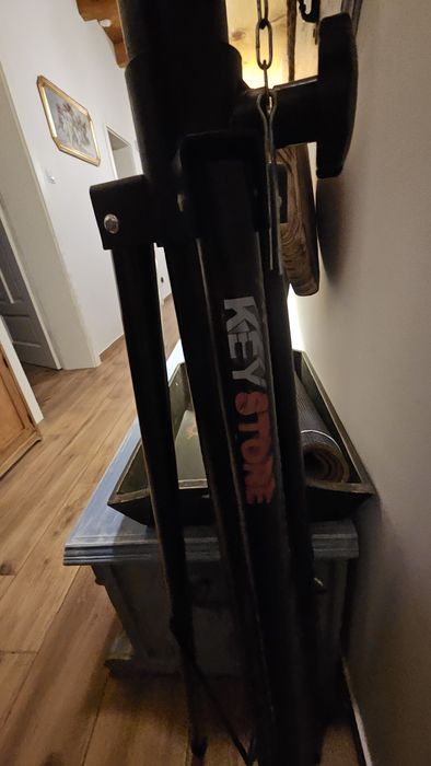 Statyw do głośników lub oświetlenia