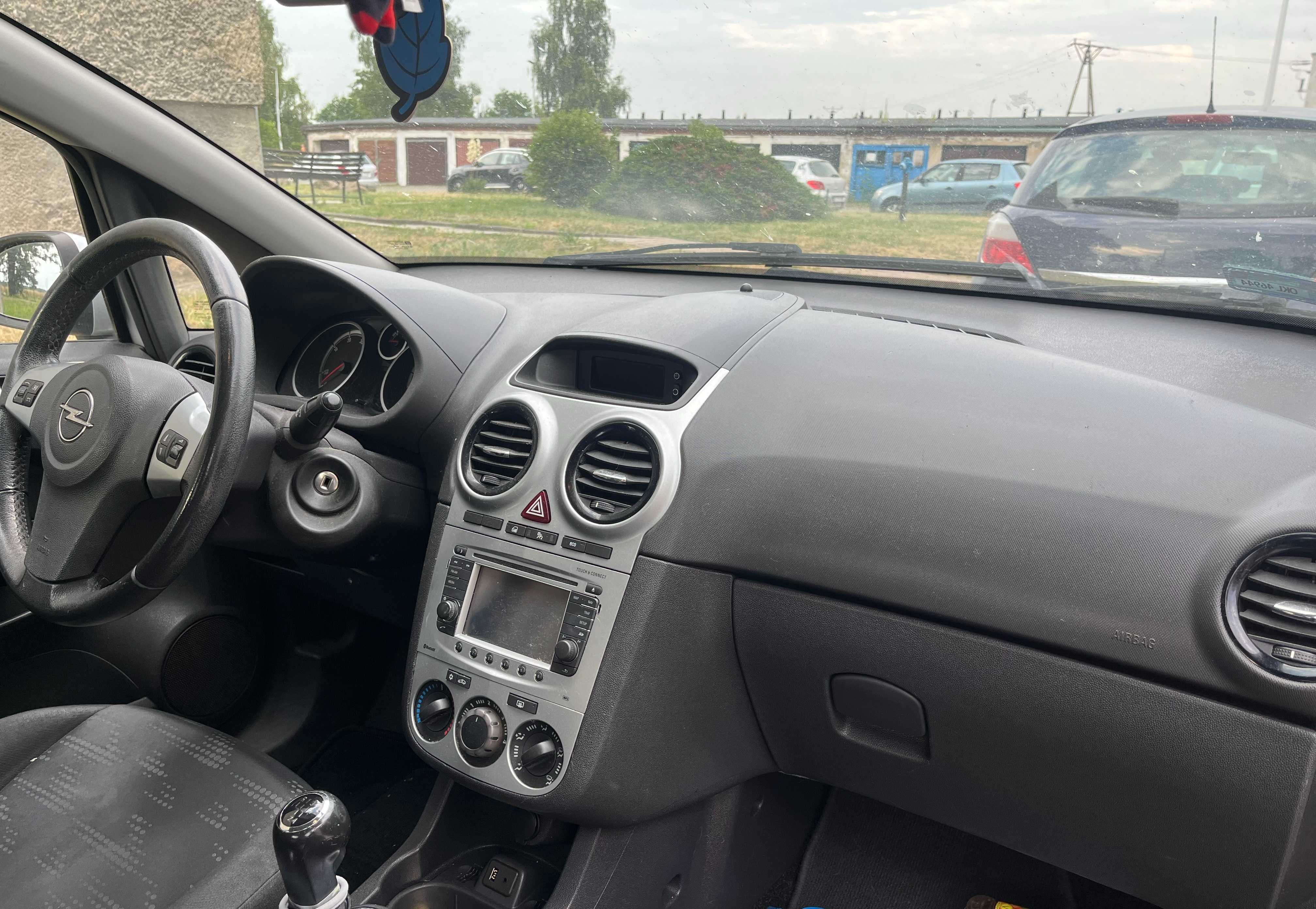 OPEL CORSA D 2013 sprawne, zadbane auto