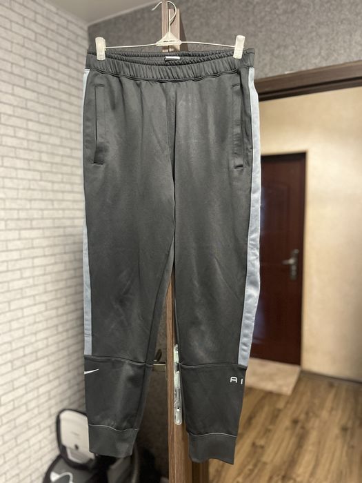 Штани Nike