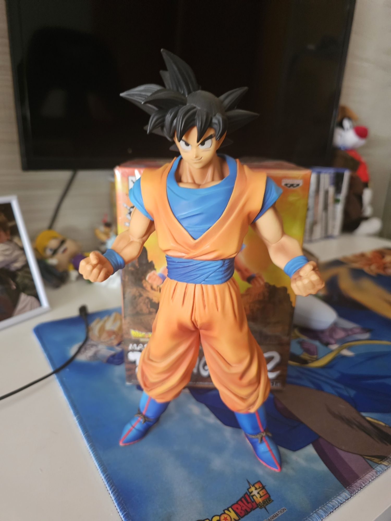 Figura dragon ball  goku