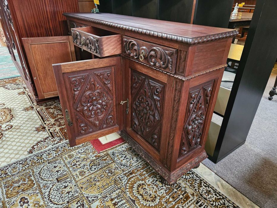 Móvel antigo em madeira - Óptimo estado geral