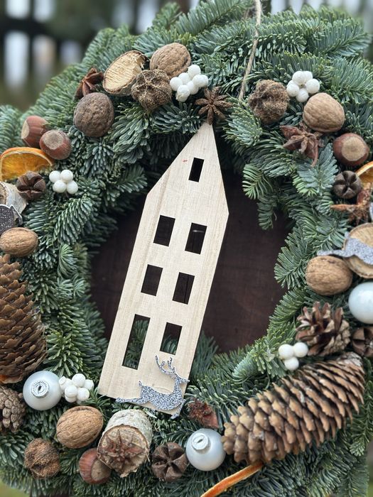 Wianek świąteczny bożonarodzeniowy z jodły nobilis 37 cm