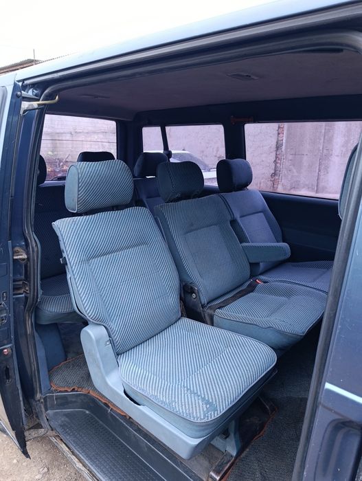 VOLKSWAGEN TRANSPORTER caravelle Т4 пасажир 1992г. 2.4 дизель