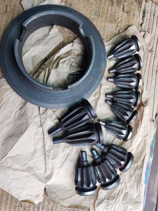 патрон с кулачками д 200