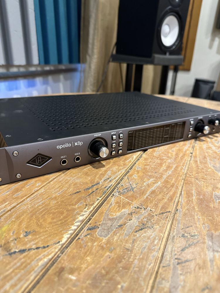 Placa de som Universal Audio Apollo X8P