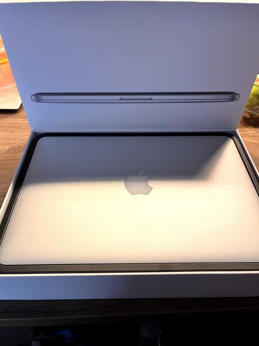 Macbook Pro 2015 13" i5/8GB/256GB A1502 ładny komplet