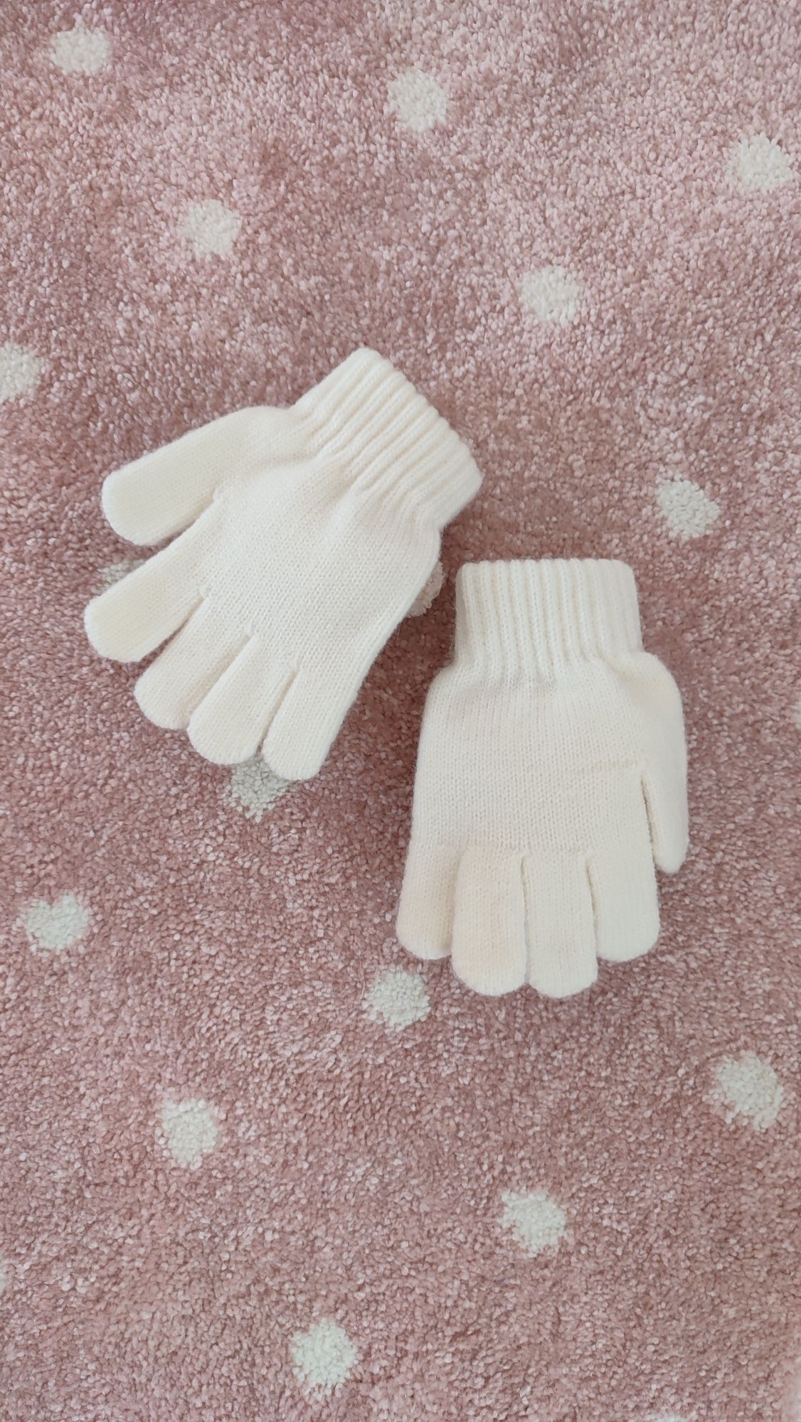 Nowe rękawiczki z misiem dla dziecka 1-2 lata