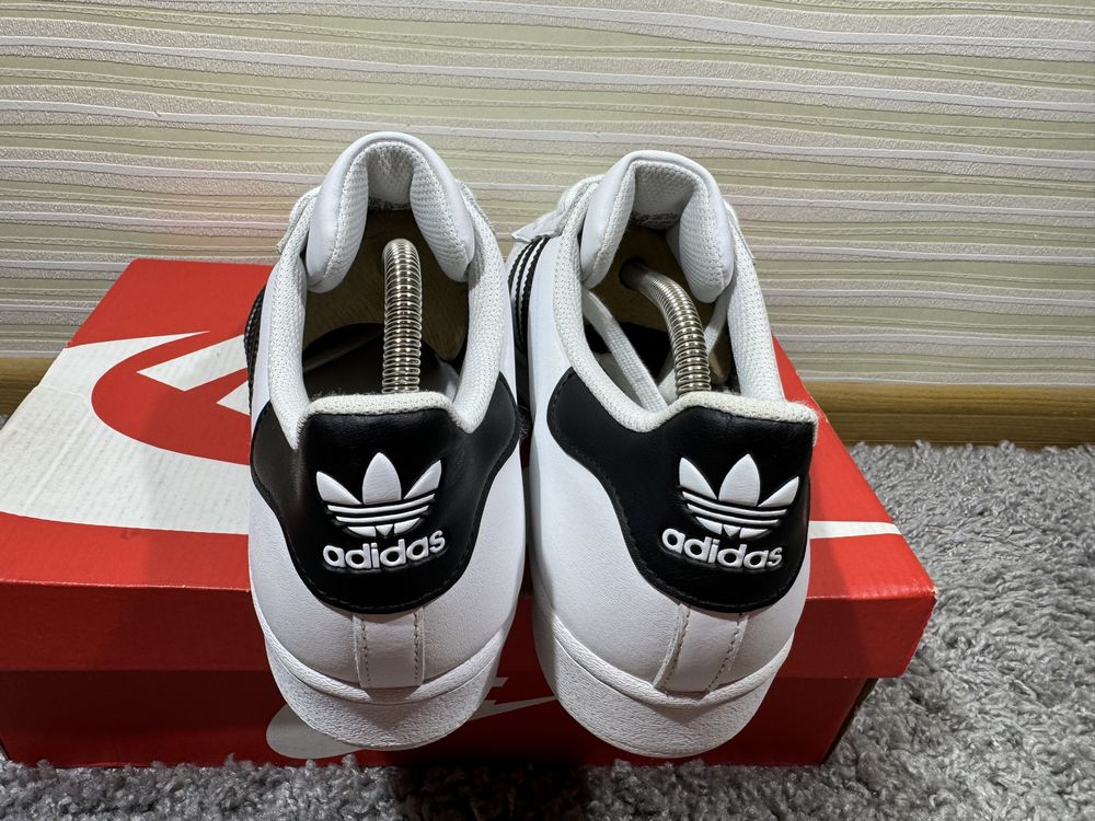 Кроссовки Adidas Superstar Розмір 44 Original Взуття