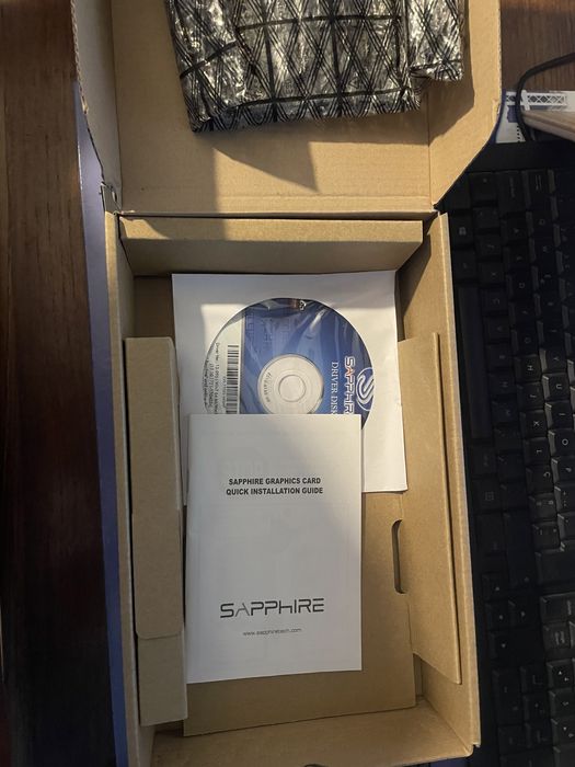 Placa gráfica Radeon RX 560 sapphire