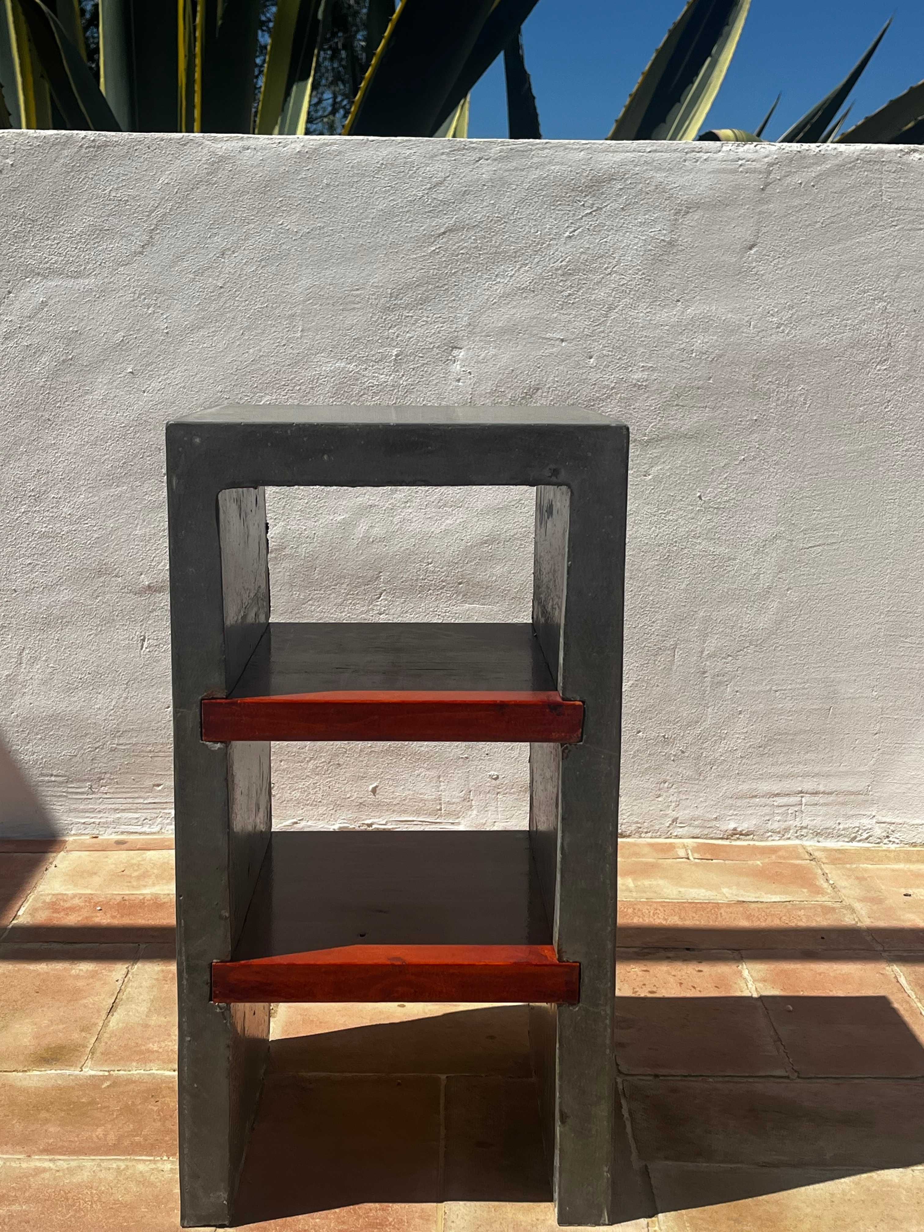 mesa cimento 2 shelves concrete table