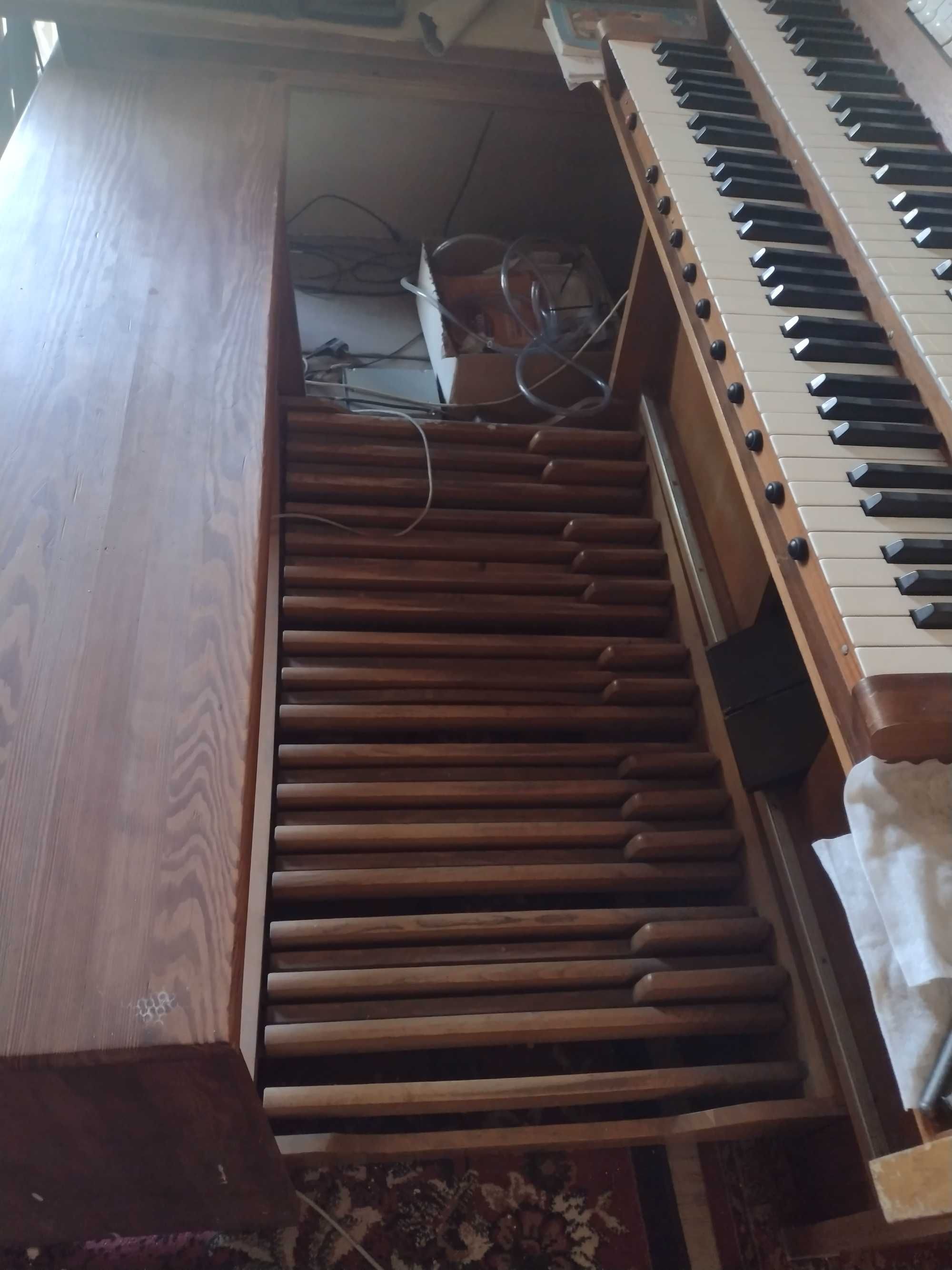 Cyfrowe organy kościelne Hauptwerk Laukhuff MIDI Johannus Viscount