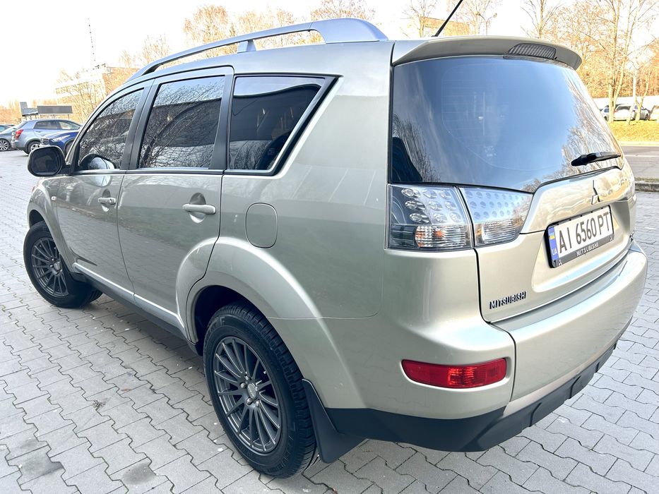 Аутлендер XL 2.4 4WD