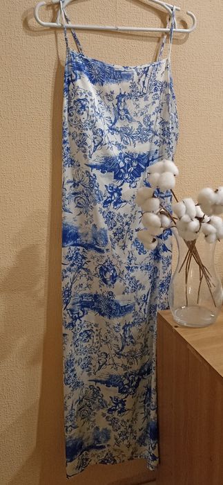 Продам новое платье