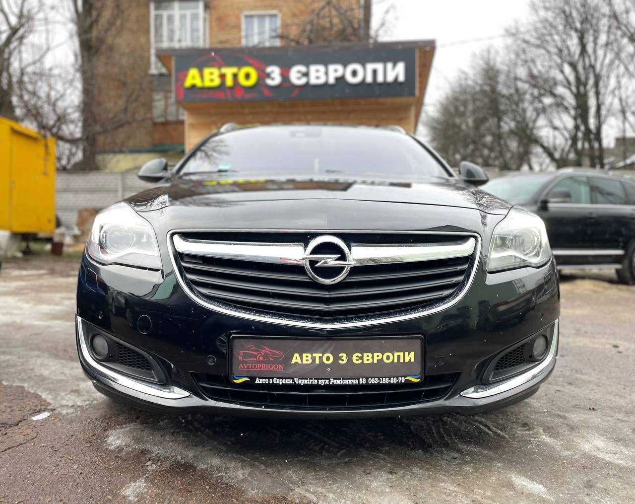 Продам автомобіль Opel Insignia Sports Tourer у кредит