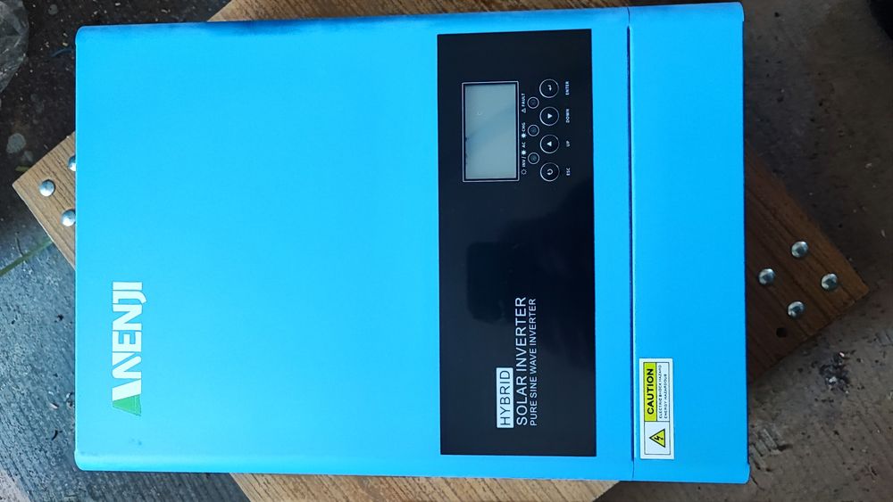 Falownik solarny hybrydowy 6.2 KW