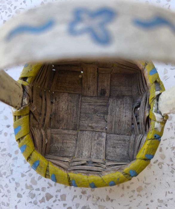 Pequena Cesta Artesanal Vintage