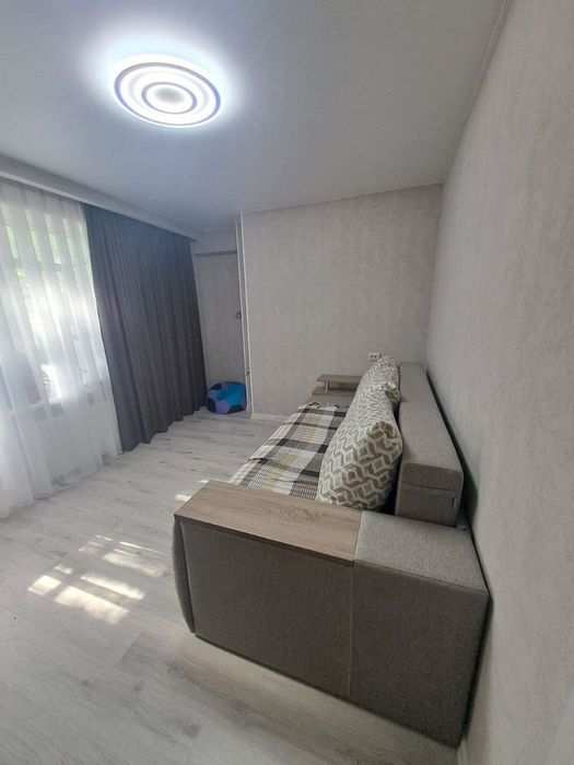 Продам 1 квартиру, з гарним ремонтом!