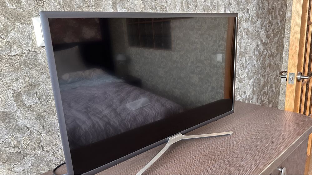 Телевізор 32" Samsung Smart TV, смарт тв Самсунг