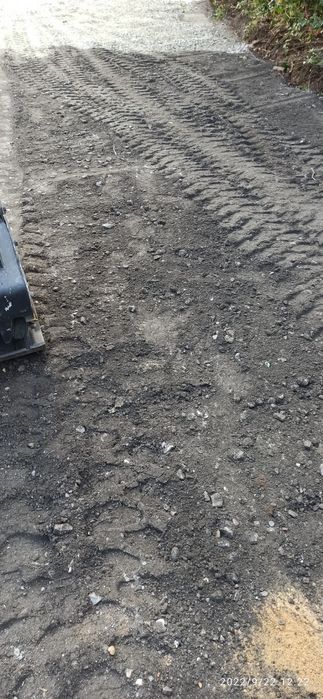 Ziemia ogrodowa Kruszywo drogowe czarnoziem żwir