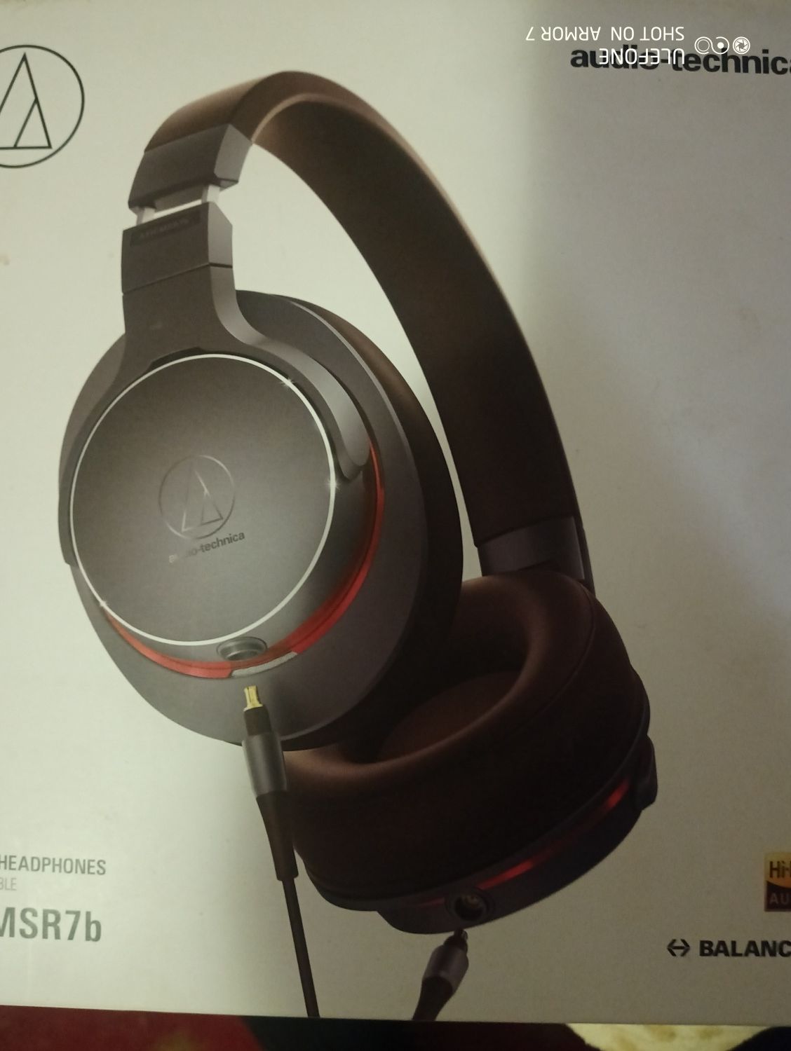 Продам наушники Audio Technica MSR7b