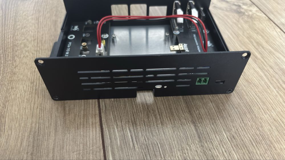 Obudowa Waveshare do raspberry pi 5 NVME HDMI