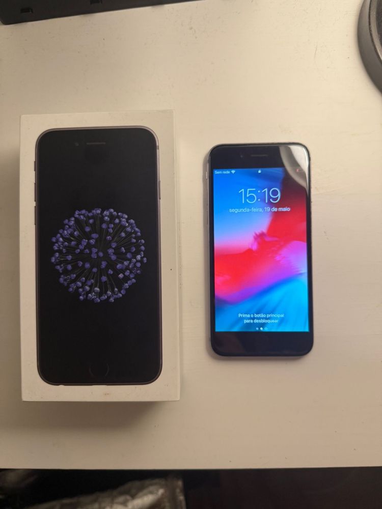 iPhone 6 - 32 gb - 86% bateria