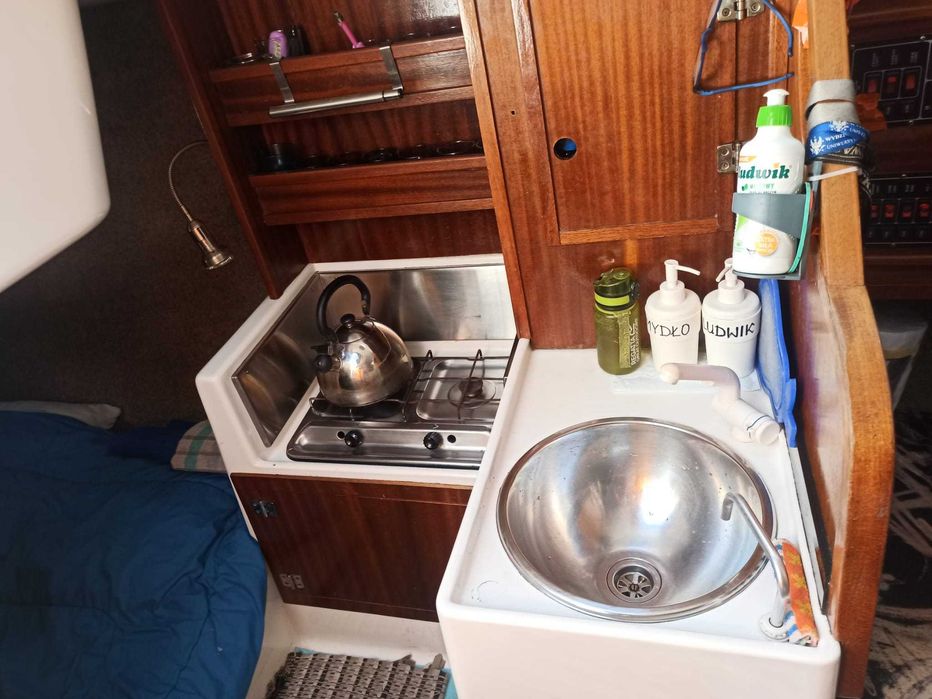 jacht żaglowy - Fortuna 27 z nowym silnikiem