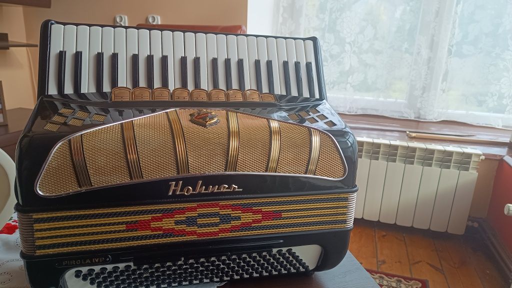 Sprzedam Akordeon Hohner Pirolla