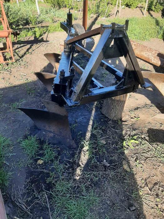 Продам Плуг плн 3-35