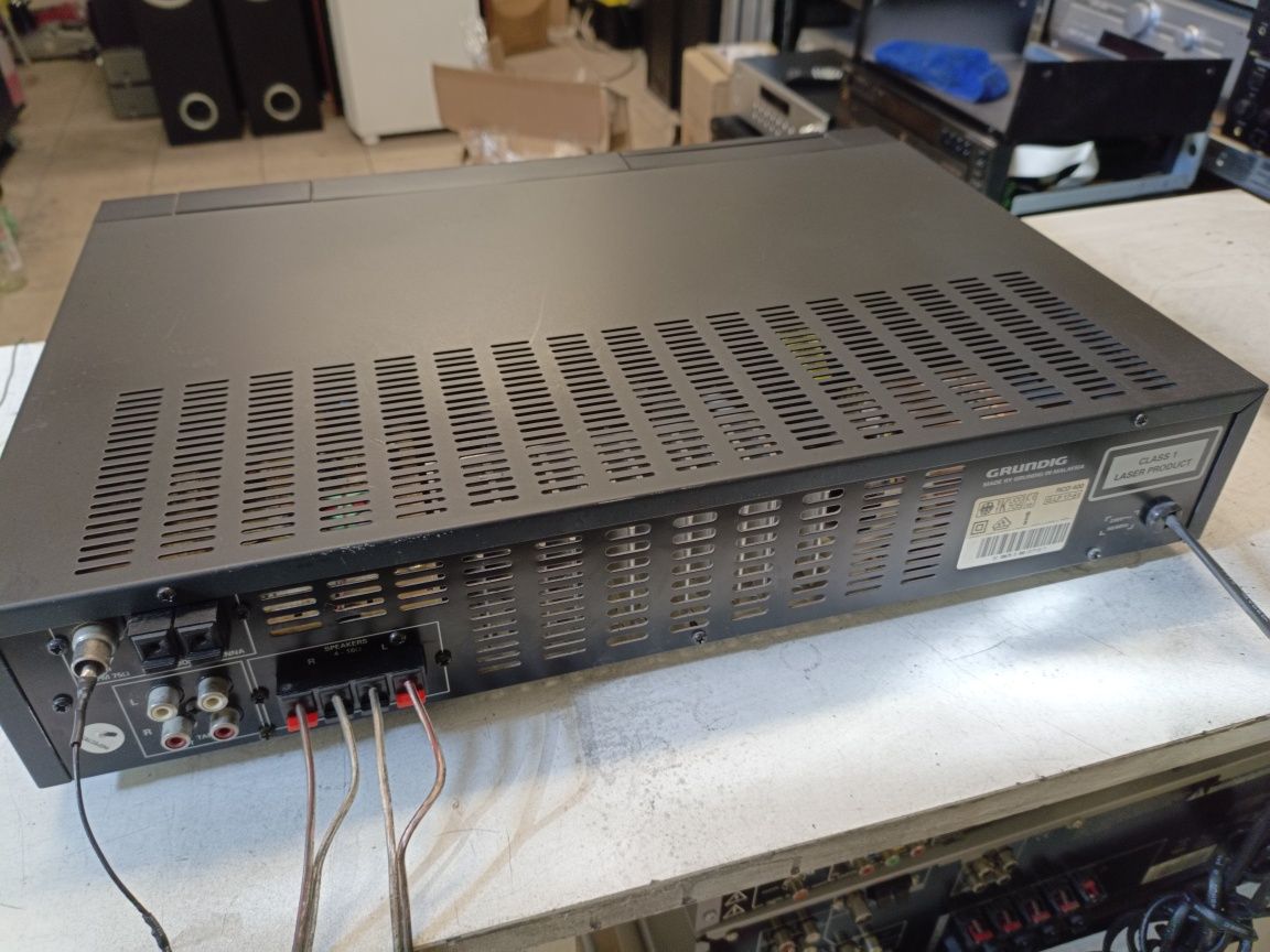 Amplituner z CD GRUNDIG RCD400

model RCD 400