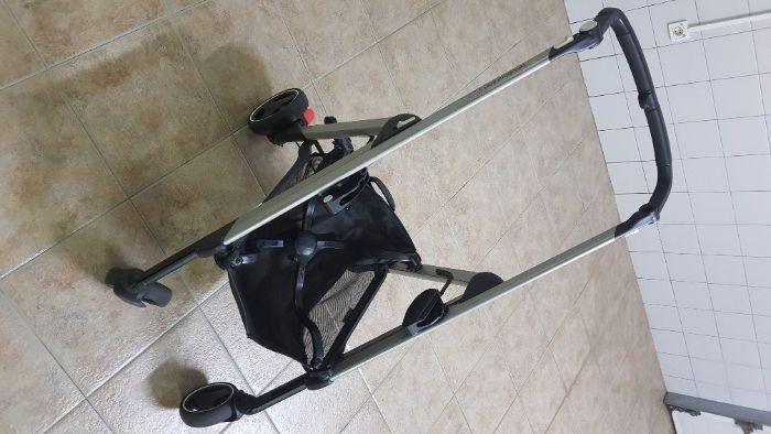 Carrinho + Babycoque Bebé Confort Loola 3 (OPORTUNIDADE)