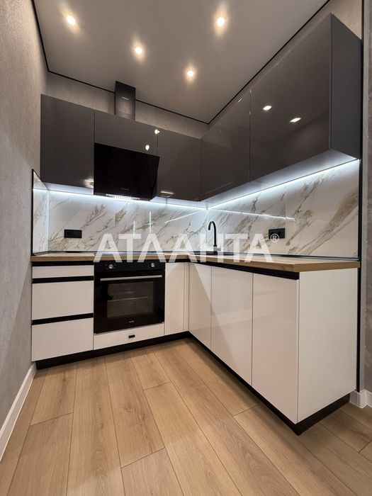 Новая 1-комнатная квартира 35м2 в новострое на Таирова