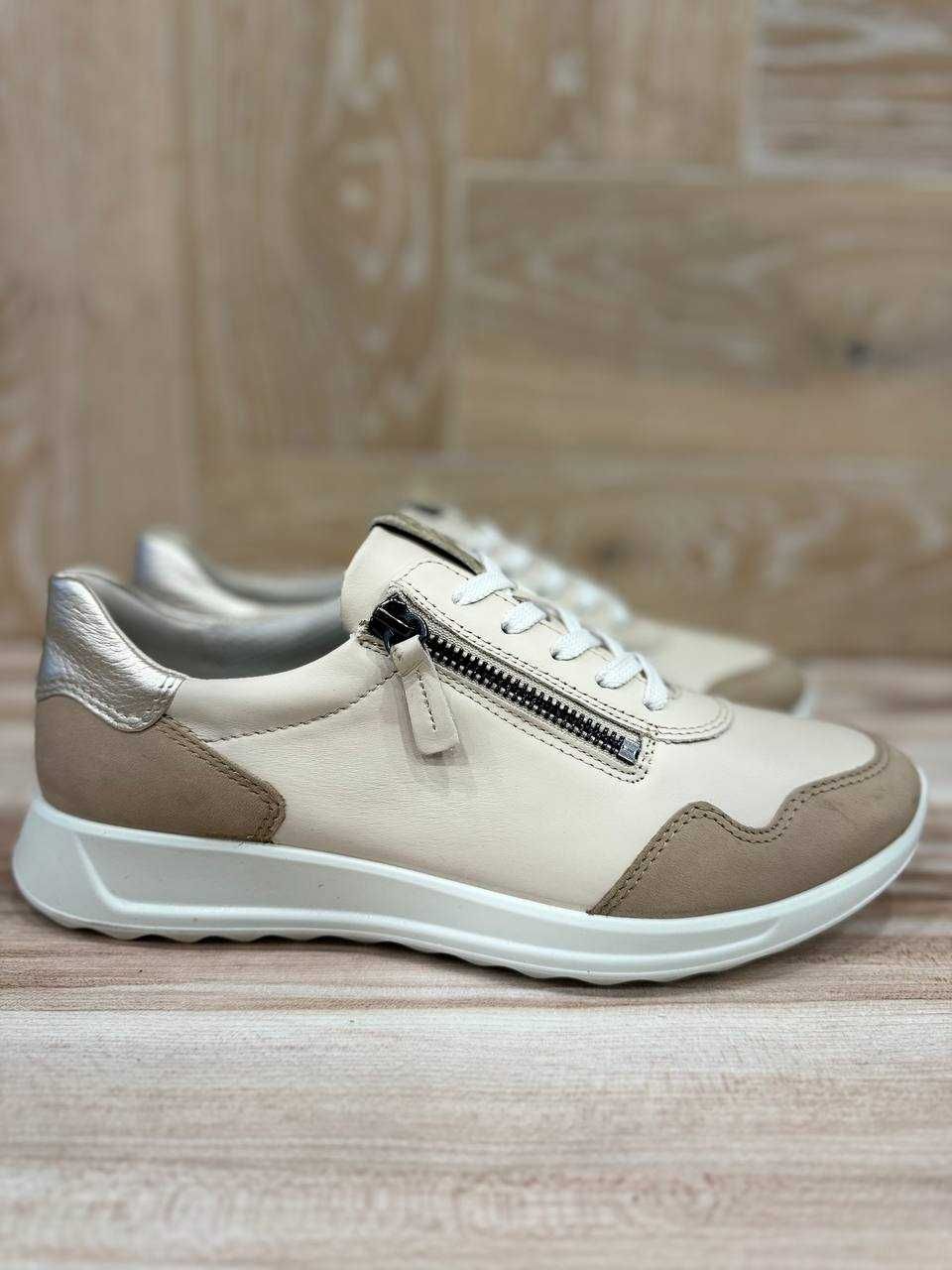 Шкіряні кросівки Ecco Flexure Runner W (37, 39, 41)