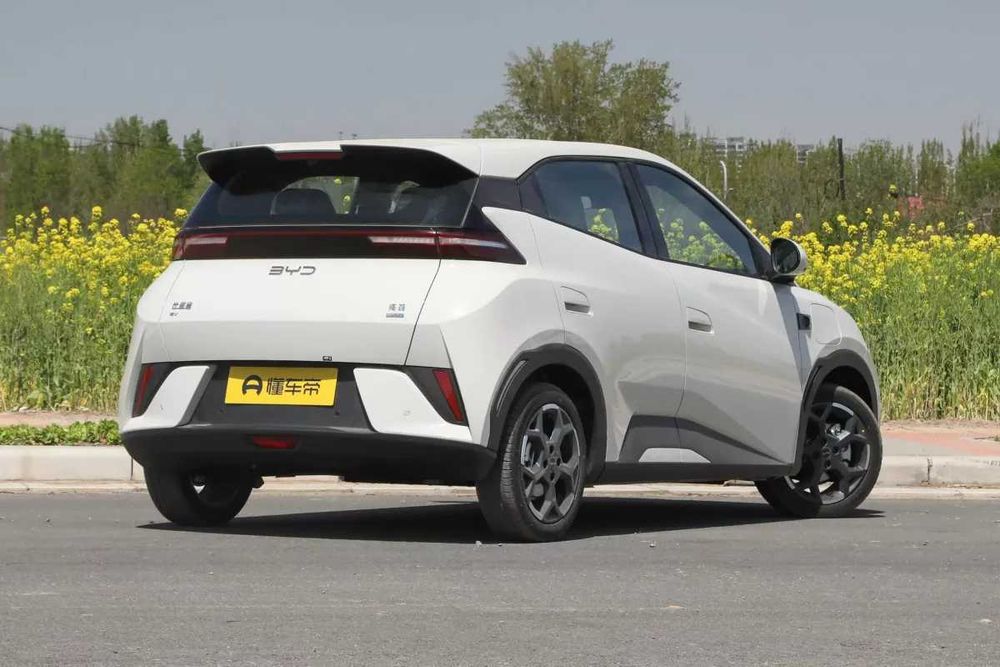 BYD Seagull 405 km Flying 2025