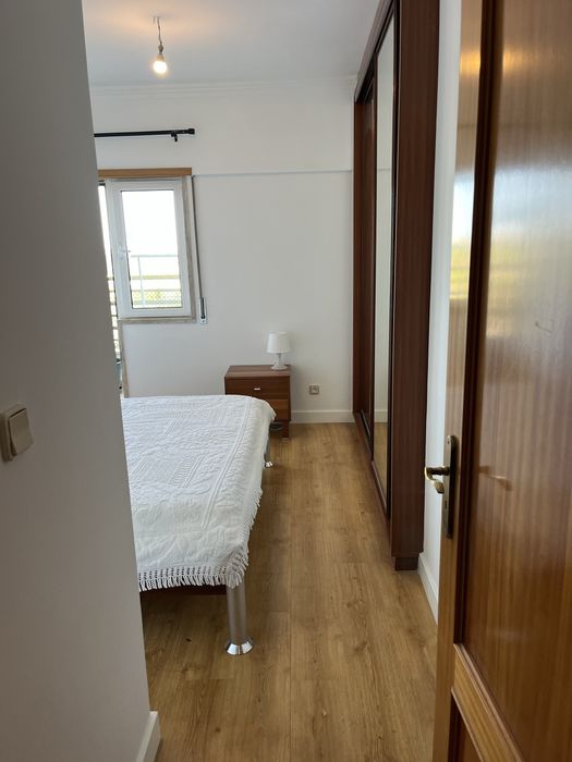 Quarto pra Arrendar- Disponivel