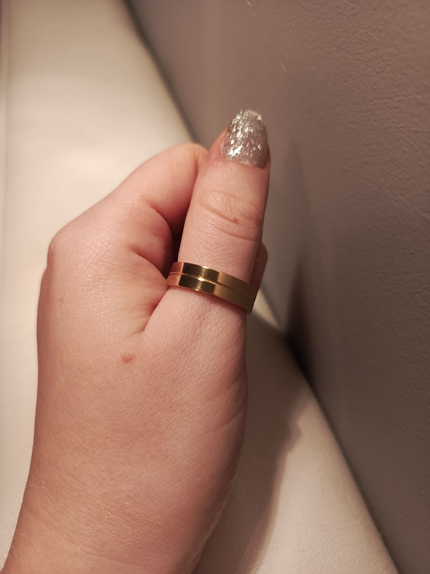 Obrączka damska męska unisex kolor złoty grawer pierścionek