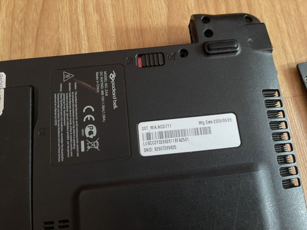 Ноутбук packard bell model no ZA8 snid:92607269825 рабочий но битЭкран