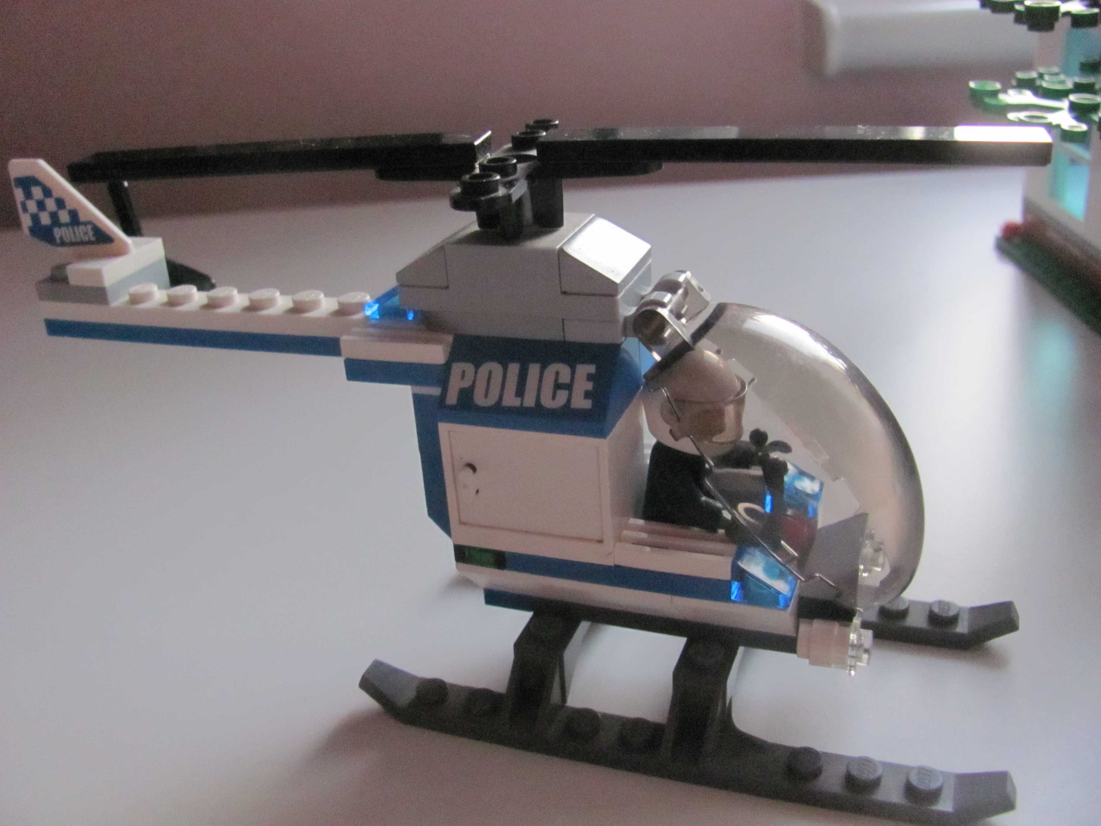 Lego City 4440 Leśny Posterunek Policji