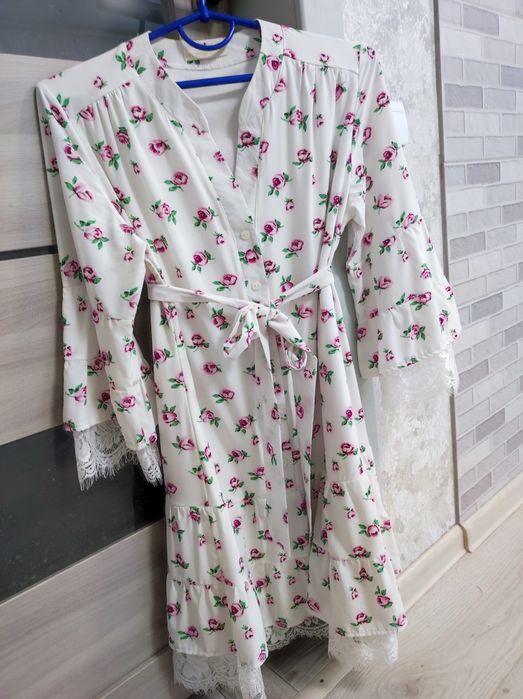 Сукня в квітковий принт